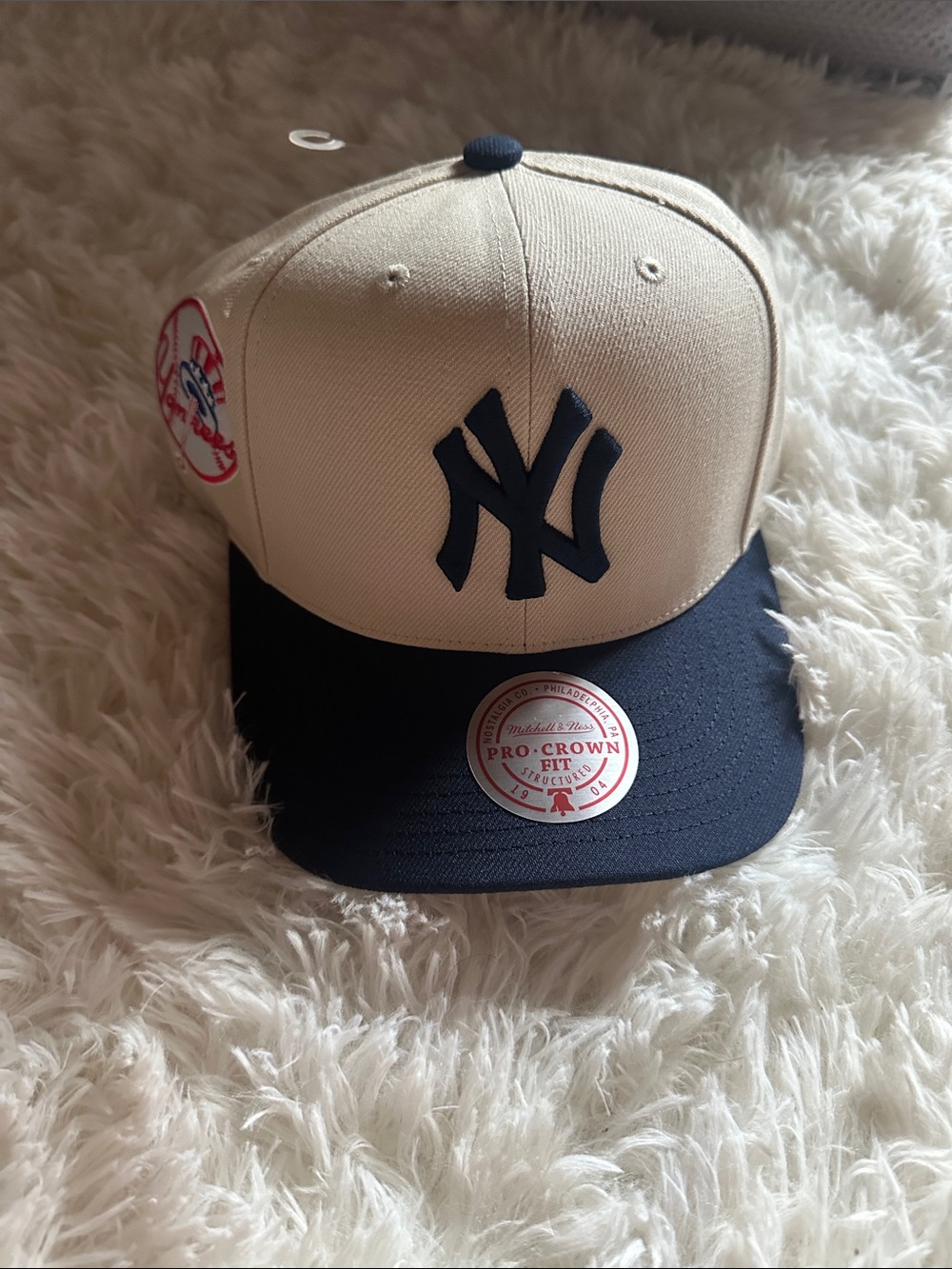Off-White Two-Tone NY Baseball Cap - Cream & Navy